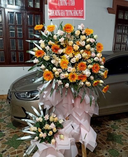 Kệ hoa khai trương đẹp Bình Long