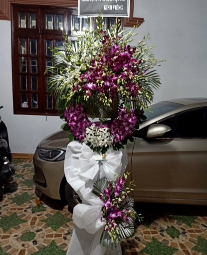 Hoa viếng đám tang giá rẻ Bình Long