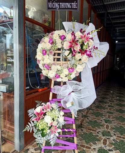 Hoa viếng giá rẻ Bình Long Bình Phước