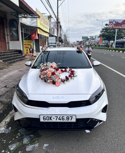 Xe hoa rước dâu tại bình long