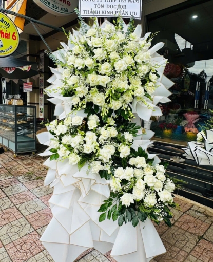Lãng hoa viếng giá rẻ giao nhanh tại Bình Long Bình Phước