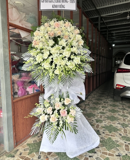 Vong hoa viếng đám tang tại bình long bình phước mã 43 giao tận nơi