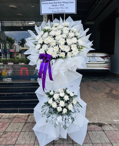 Hoa chia buồn tông trắng tại Bình Long Bình Phước cũ Đồng Nai mới nhận ship tận nơi