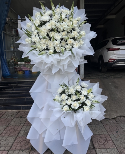 Hoa viếng đám tang tại Bình Long Bình Phước cũ Đồng Nai mới