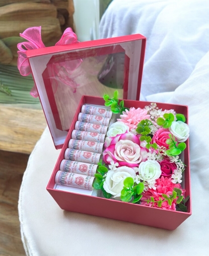 Hoa tiền tặng sinh nhạt vợ iu 