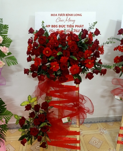 KỆ HOA CHÚC MỪNG - HOA TƯƠI BÌNH LONG BÌNH PHƯỚC