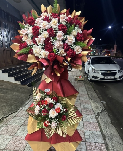 HOA CHÚC MỪNG 2024 MẪU 2